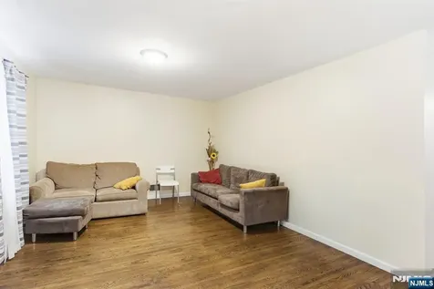 96 N 5th Street Newark NJ 07107