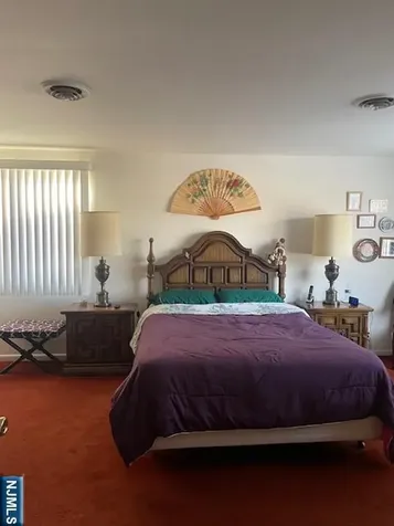 82 Azalea Street Paramus NJ 07652