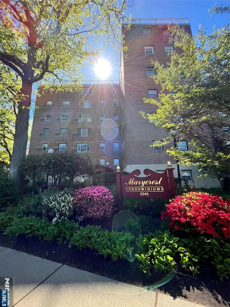 2345 Linwood Avenue Fort Lee NJ 07024
