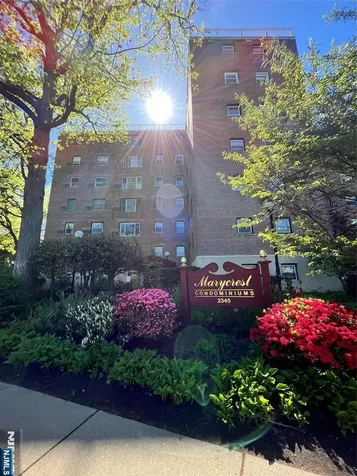 2345 Linwood Avenue Fort Lee NJ 07024