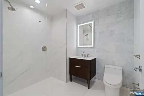 320 Adolphus Avenue Cliffside Park NJ 07010