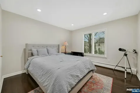 38 Geraldine Road Englewood Cliffs NJ 07632