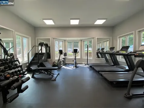 316 Nelson Court Edgewater NJ 07020