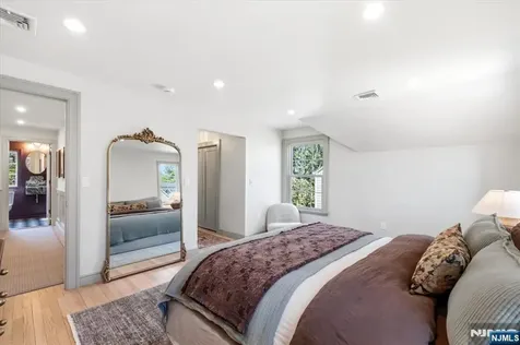 388 Beveridge Road Ridgewood NJ 07450