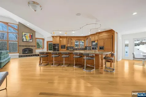 72 Stony Brook Road Montville Township NJ 07045