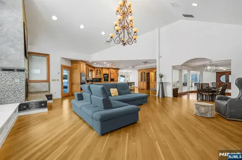 72 Stony Brook Road Montville Township NJ 07045