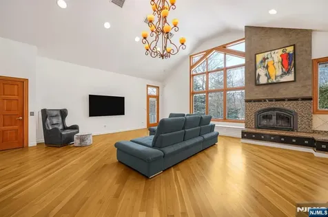 72 Stony Brook Road Montville Township NJ 07045
