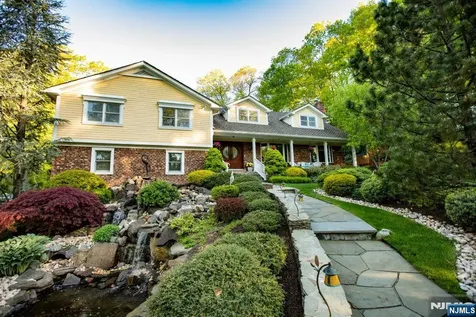 72 Stony Brook Road Montville Township NJ 07045