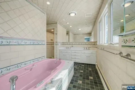 72 Stony Brook Road Montville Township NJ 07045