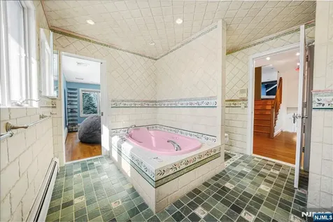 72 Stony Brook Road Montville Township NJ 07045