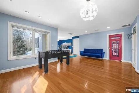 72 Stony Brook Road Montville Township NJ 07045