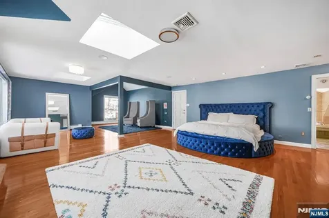 72 Stony Brook Road Montville Township NJ 07045
