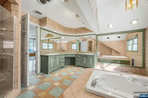 72 Stony Brook Road Montville Township NJ 07045