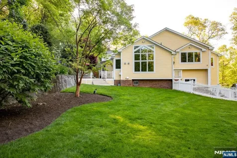 72 Stony Brook Road Montville Township NJ 07045
