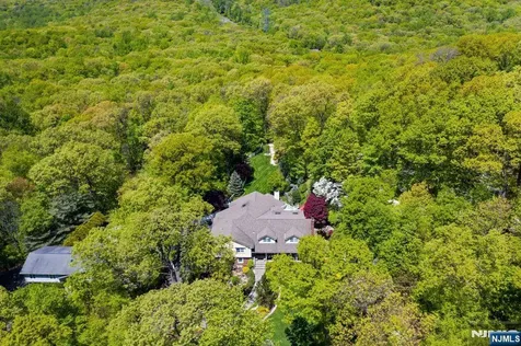 72 Stony Brook Road Montville Township NJ 07045
