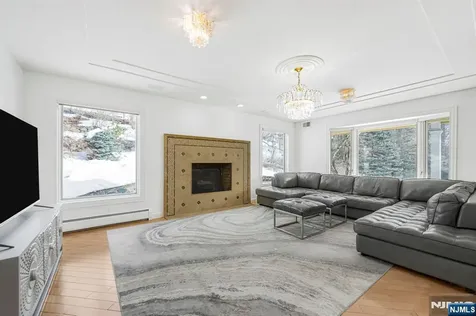 72 Stony Brook Road Montville Township NJ 07045