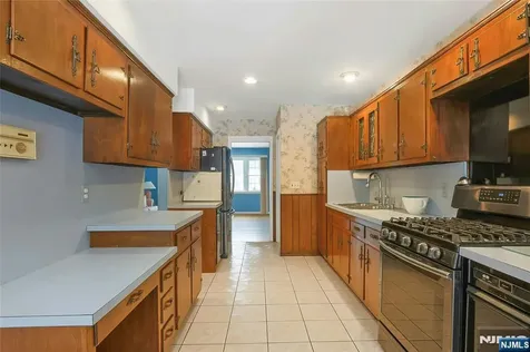 52 Deer Trail Road Hillsdale NJ 07642
