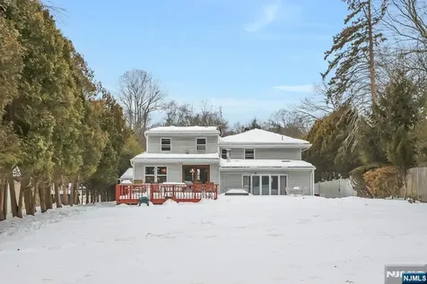52 Deer Trail Road Hillsdale NJ 07642