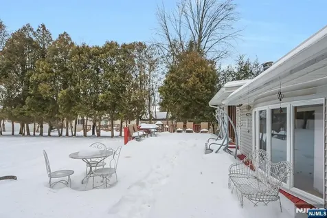 52 Deer Trail Road Hillsdale NJ 07642