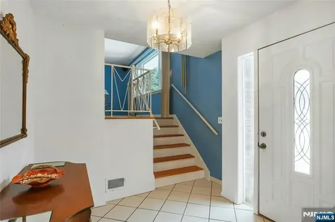52 Deer Trail Road Hillsdale NJ 07642