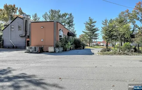 292 Passaic Avenue Fairfield NJ 07004