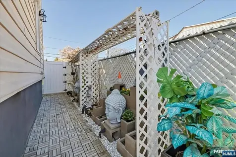 71 Monroe Street Lodi NJ 07644