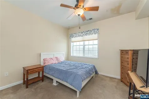 10323 Warrens Way Wanaque NJ 07465