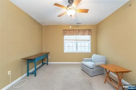 10323 Warrens Way Wanaque NJ 07465