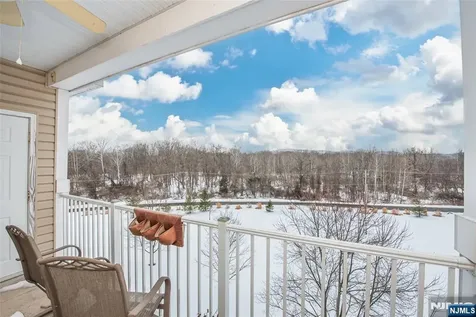 10323 Warrens Way Wanaque NJ 07465