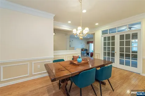 10323 Warrens Way Wanaque NJ 07465