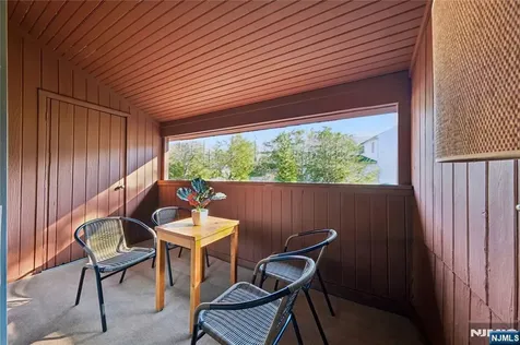 93 Jackson Drive Cresskill NJ 07626