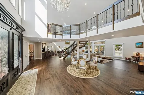 93 Jackson Drive Cresskill NJ 07626