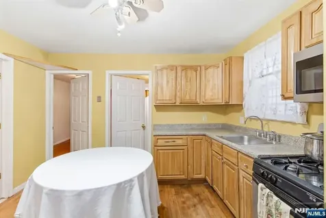 52 Oak Avenue Irvington NJ 07111