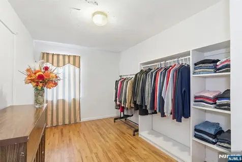 52 Oak Avenue Irvington NJ 07111