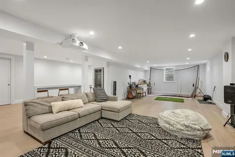 3 Stonewall Court Woodcliff Lake NJ 07677