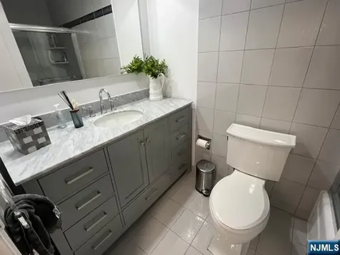 300 Winston Drive Cliffside Park NJ 07010