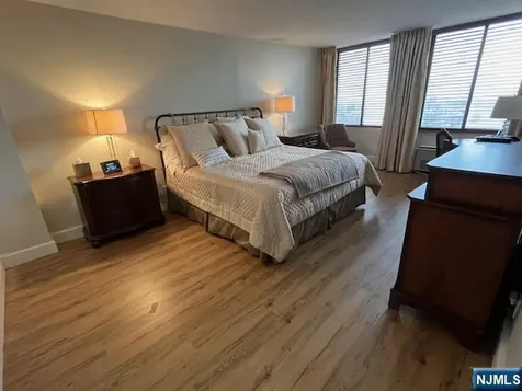 300 Winston Drive Cliffside Park NJ 07010