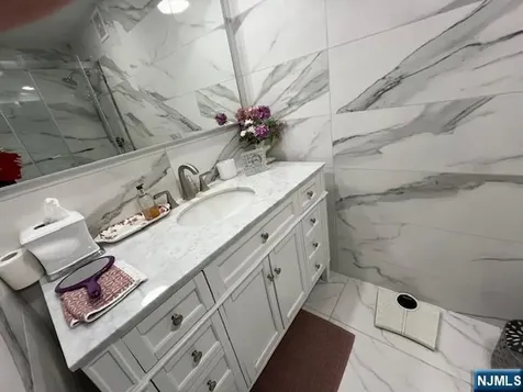 300 Winston Drive Cliffside Park NJ 07010