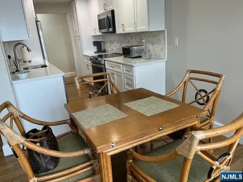 300 Winston Drive Cliffside Park NJ 07010