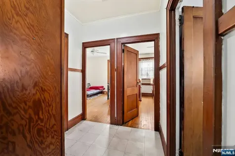 419 Hamilton Street Harrison NJ 07029