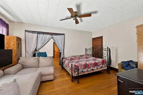 419 Hamilton Street Harrison NJ 07029