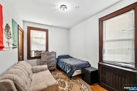 419 Hamilton Street Harrison NJ 07029
