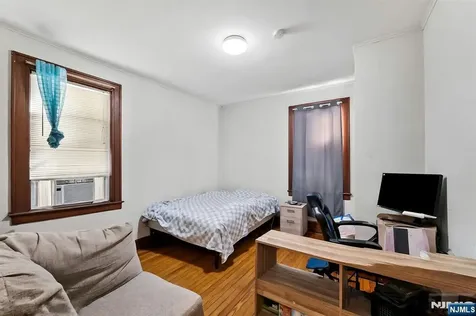 419 Hamilton Street Harrison NJ 07029