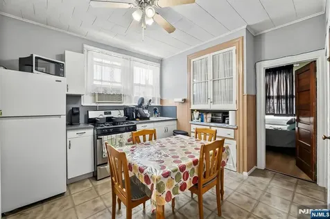 419 Hamilton Street Harrison NJ 07029