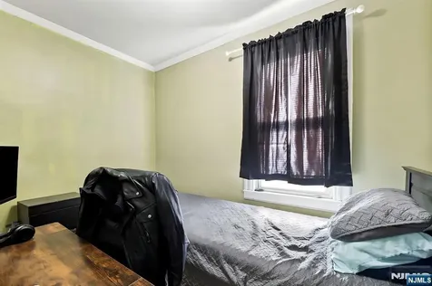 419 Hamilton Street Harrison NJ 07029