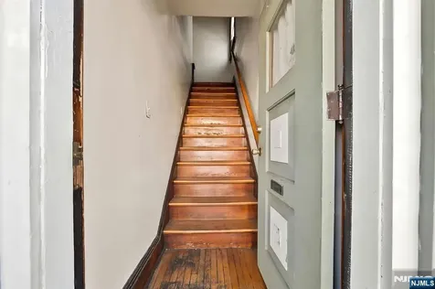 419 Hamilton Street Harrison NJ 07029