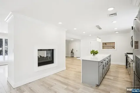 56 Pinehill Drive Upper Saddle River NJ 07458