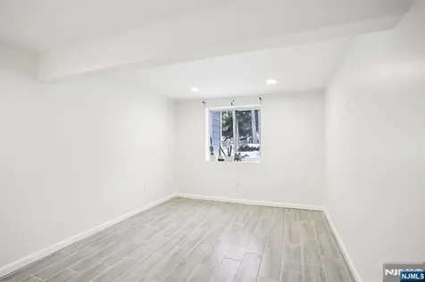 56 Pinehill Drive Upper Saddle River NJ 07458