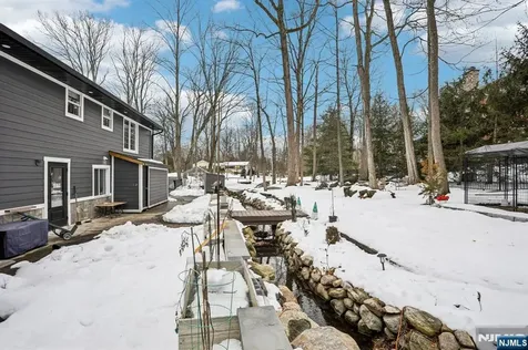 56 Pinehill Drive Upper Saddle River NJ 07458