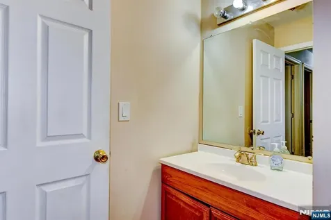 27 Newell Avenue New Brunswick NJ 08901
